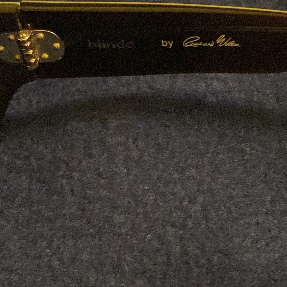 Tortoiseshell Shield Sunglasses with Green Lenses - Picture 2 of 8